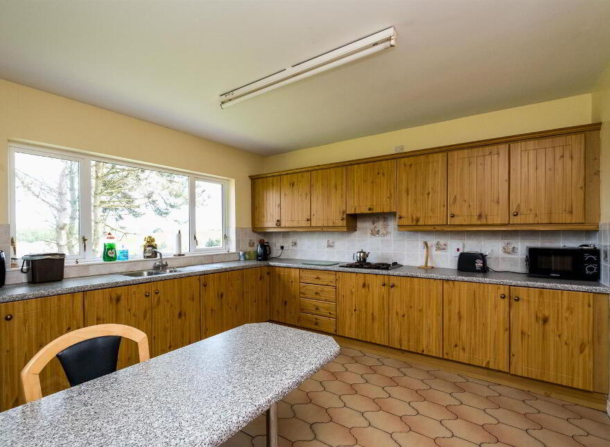 43 & 43a Peartree Road, Saintfield, BT24 8YB