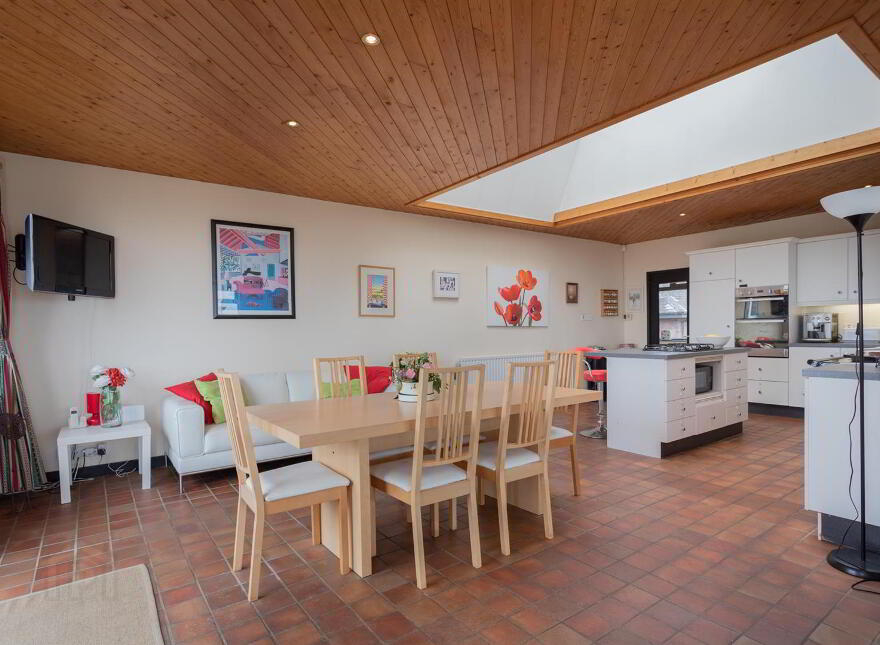 16 Waddells Hill, Comber, BT23 5WJ