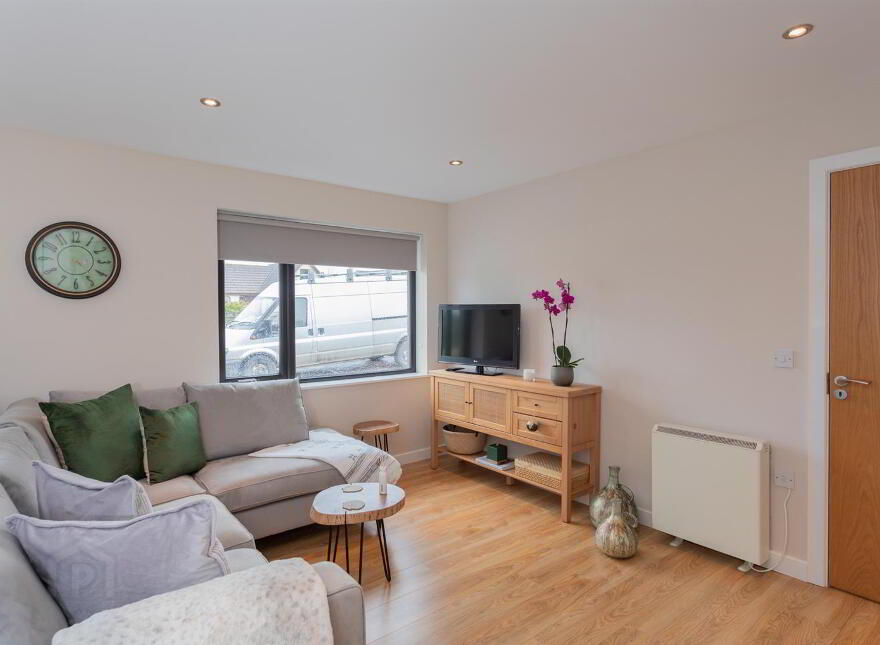 16 Waddells Hill, Comber, BT23 5WJ