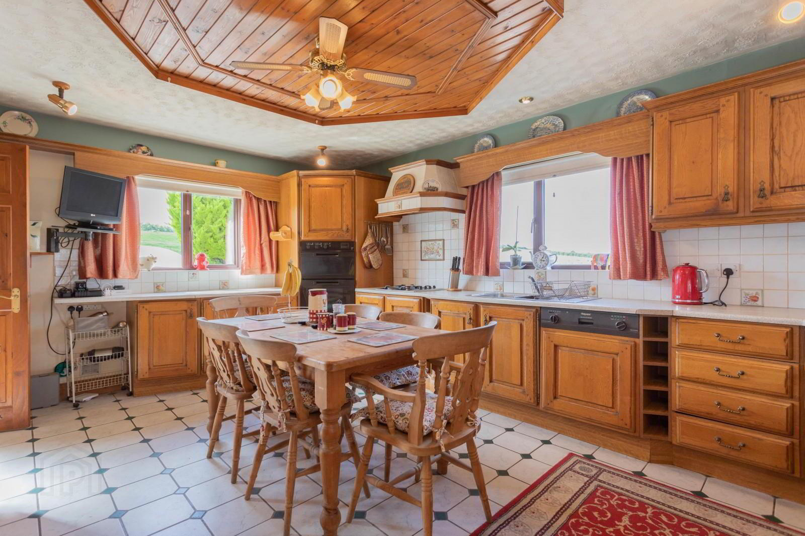 81 Castlewellan Road 4 of 22