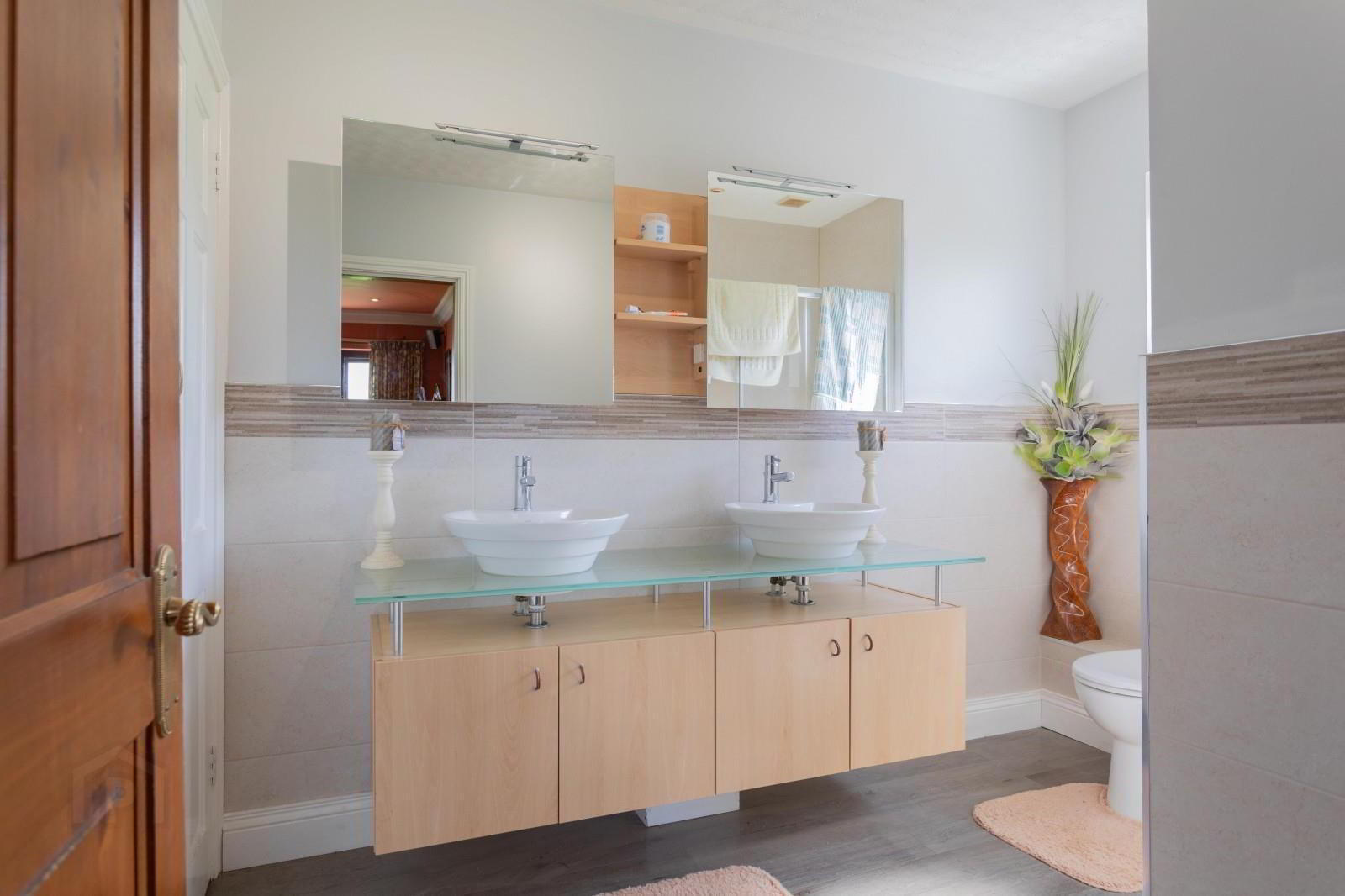 81 Castlewellan Road 10 of 22